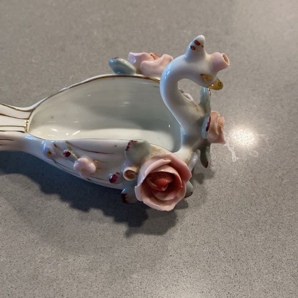 SET 2 Vintage Antique Hand Roses Ring Holders Porcelain Jewelry stand - Picture 16 of 16